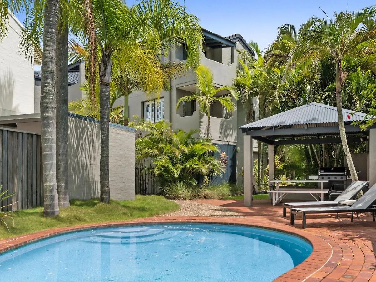 Belmondos Unit 4 Noosa Parade 81 Apartment